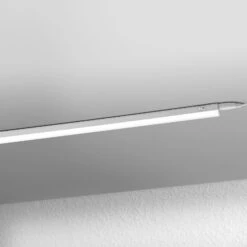 LEDVANCE Batten Lampe Sous Meuble LED 90cm 4 000K