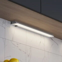 Prios Savorik Lampe Sous Meuble LED, Argentée