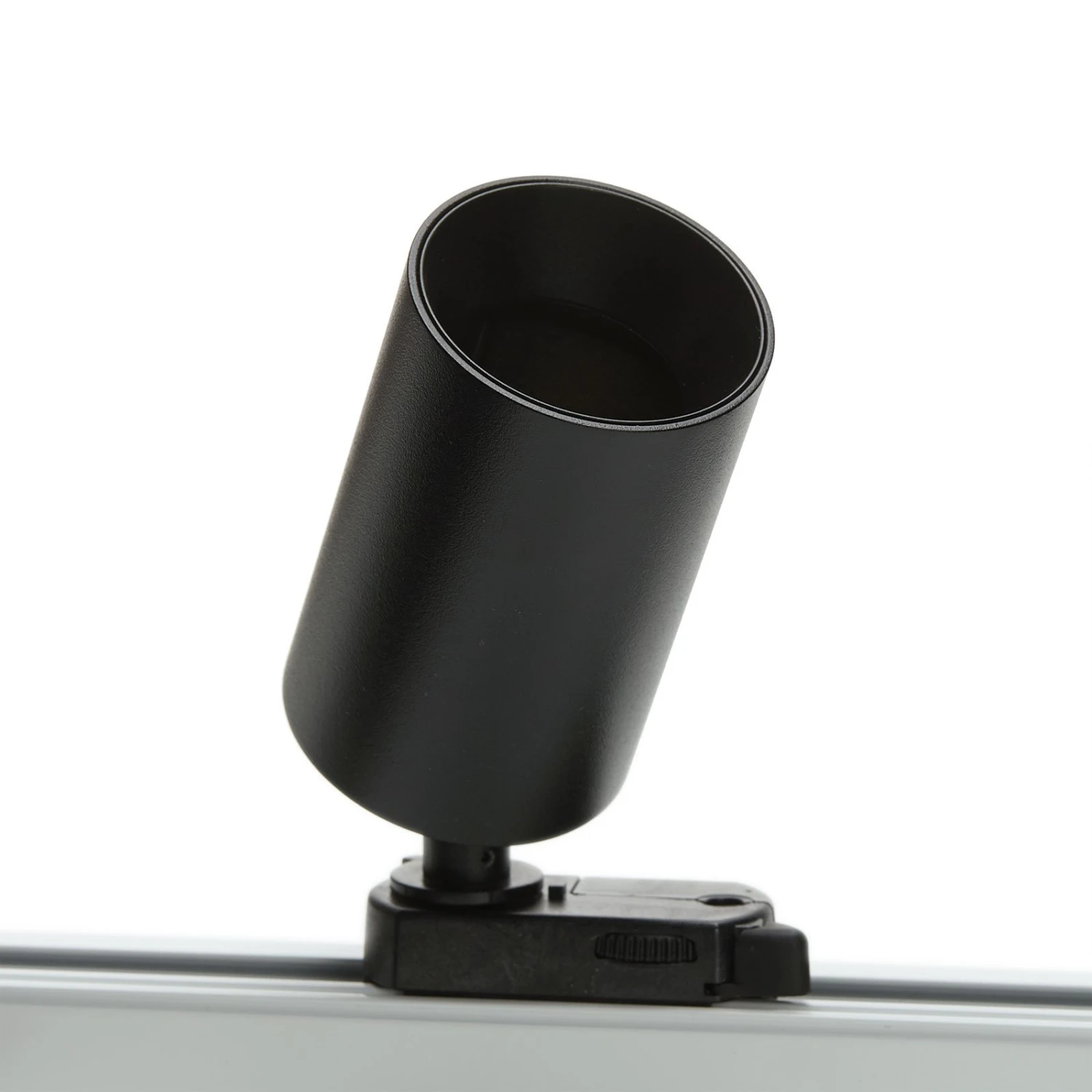 Spot Triphasé Brinja Pour Système Sur Rail Noir 8 Spot Triphasé Brinja Pour Système Sur Rail Noir – Image 6