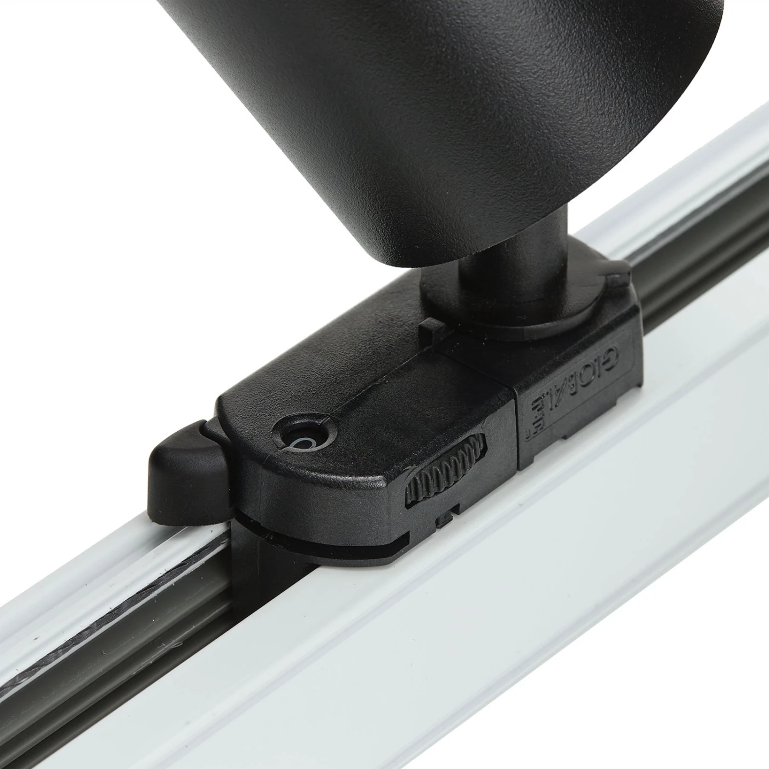 Spot Triphasé Brinja Pour Système Sur Rail Noir 9 Spot Triphasé Brinja Pour Système Sur Rail Noir – Image 7